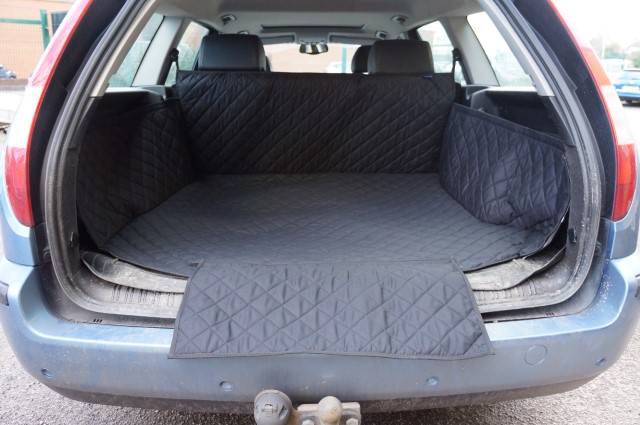 Ford Mondeo 2000 - 2007 (Estate) Fully Tailored Boot Liner